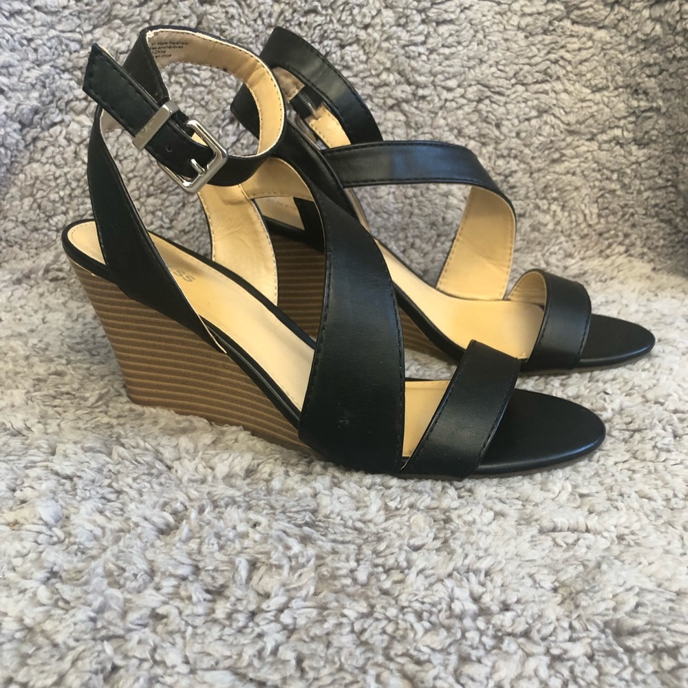 Wedge sandals - black